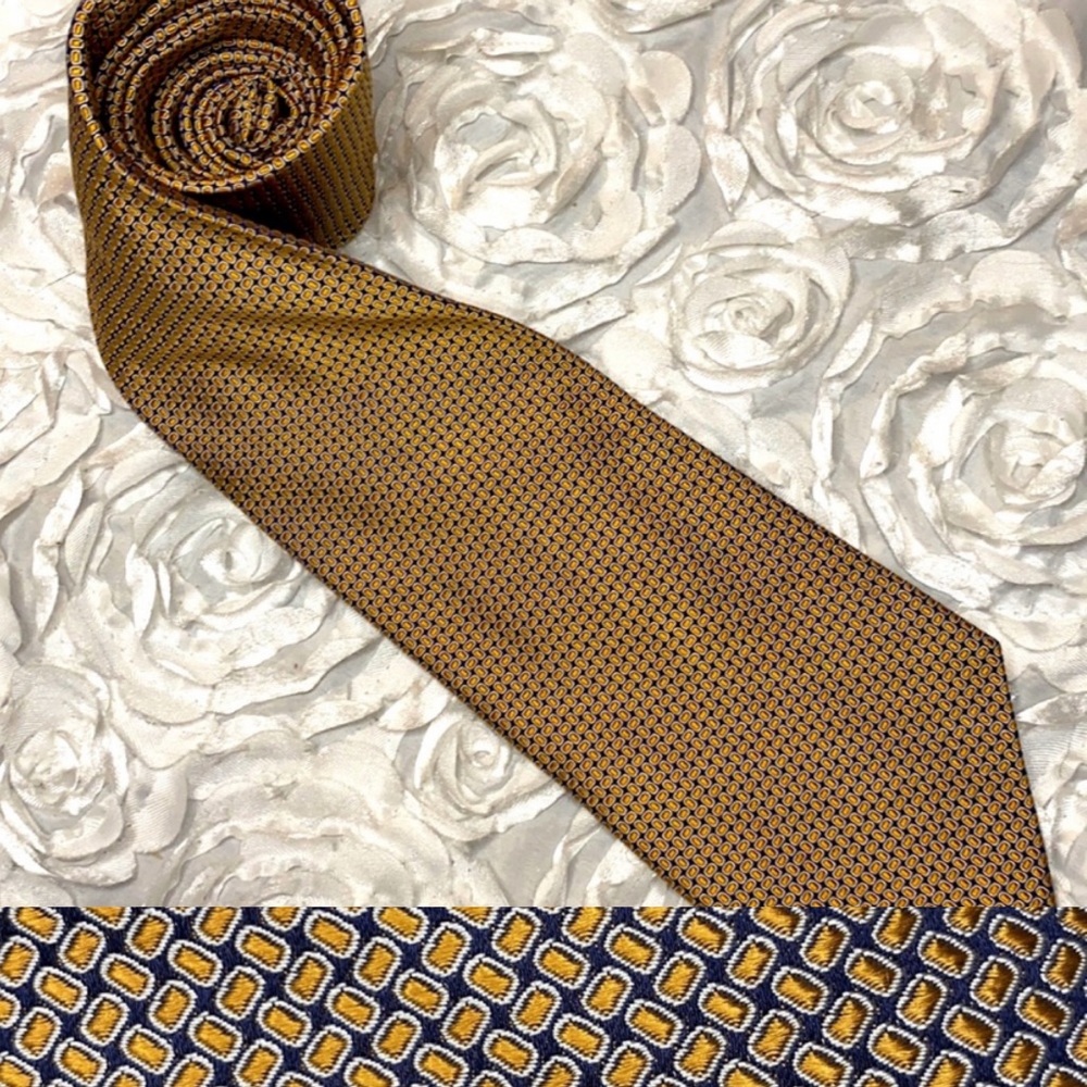 New Jos A. Bank signature collection tie